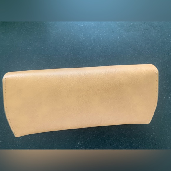 Gigi studios sunglasses - Picture 3 of 3